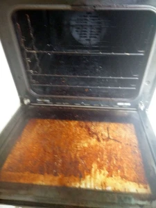 Porthleven-Dirty-Oven-Before-Cleaning Porthleven-Dirty-Oven-Before-Cleaning